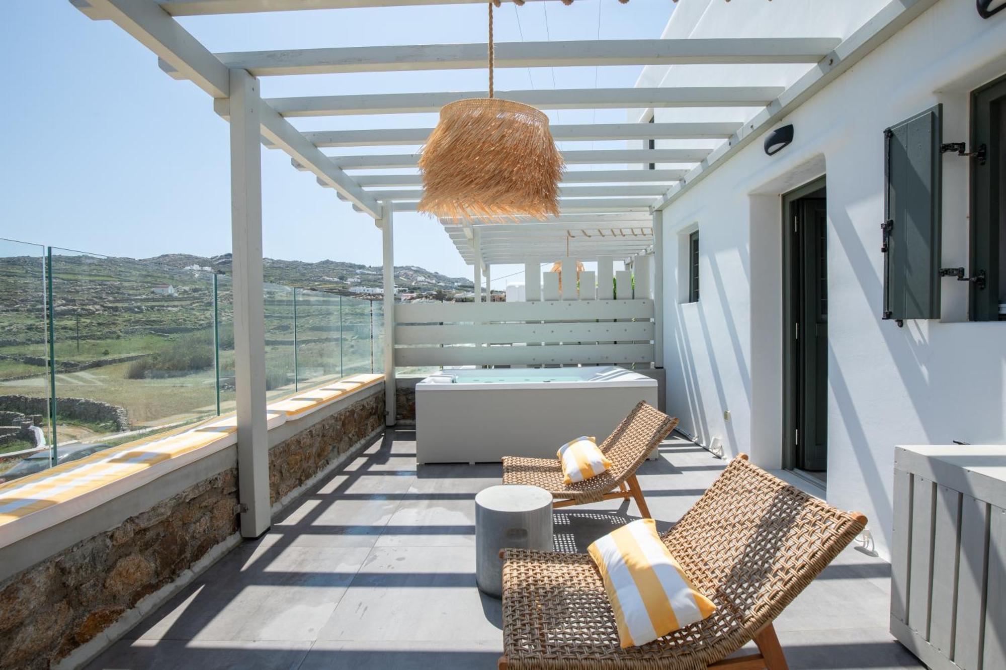 Silvair Ii By Silvernoses, Mykonos *